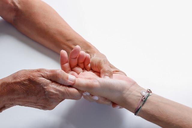 Layanan SPA Makassar untuk Pemulihan Tubuh Cepat (Putri SPA). Putri Spa adalah sebuah komunitas jasa kebugaran online dengan pelayanan door to door, mempunyai misi untuk membantu kebugaran customer. Ada bermacam -macam jasa pelayanan di Putri Spamulai dari pijat panggilan tradisional, massage full body, teraphis kesehatan, dan